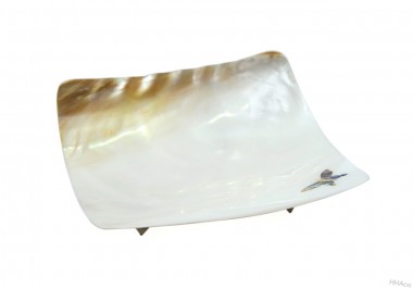 Square shell dish with MOP